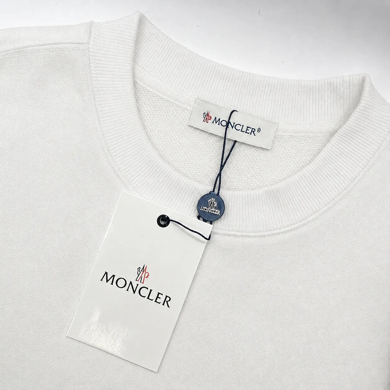 Moncle* logo 《 》 380 ， ， Same Style ， : Black White Coffee Brown Size：S（90-130 ） M（125-140 ） L（135-155 ） XL（155-175 ） XXL（175-200 ）